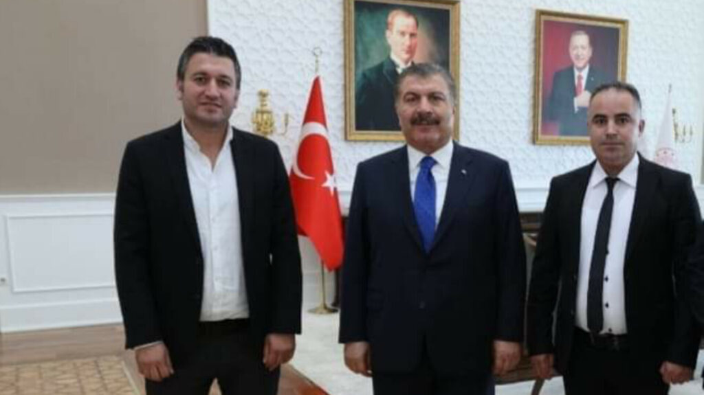 Ömeranlıspor Klüp Yönetimi Sağlık Bakanı Fahrettin Koca yı Ziyaret etti